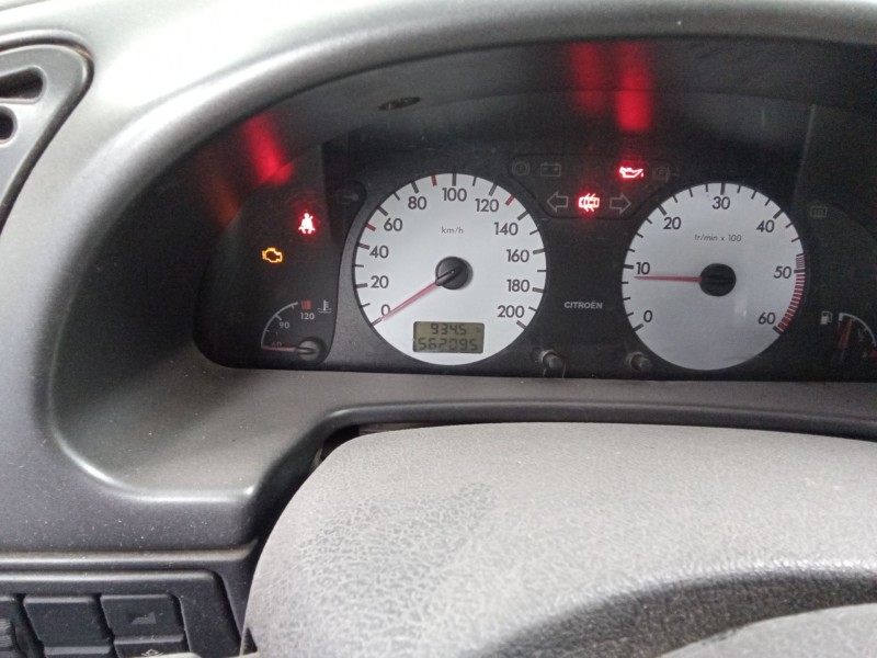 citroen xsara 2.0 hdi image del año 2000