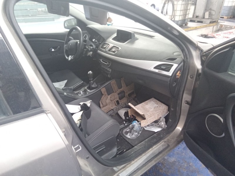 renault megane iii sport tourer del año 2009