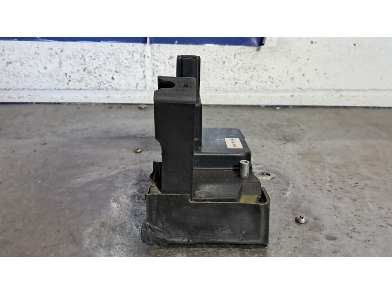 Recambio de cerradura puerta delantera derecha para ford fusion (cbk) elegance referencia OEM IAM   