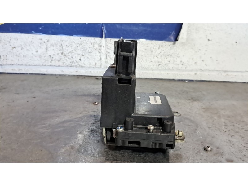 Recambio de cerradura puerta delantera izquierda para ford fusion (cbk) elegance referencia OEM IAM X6G18ACLK0363  