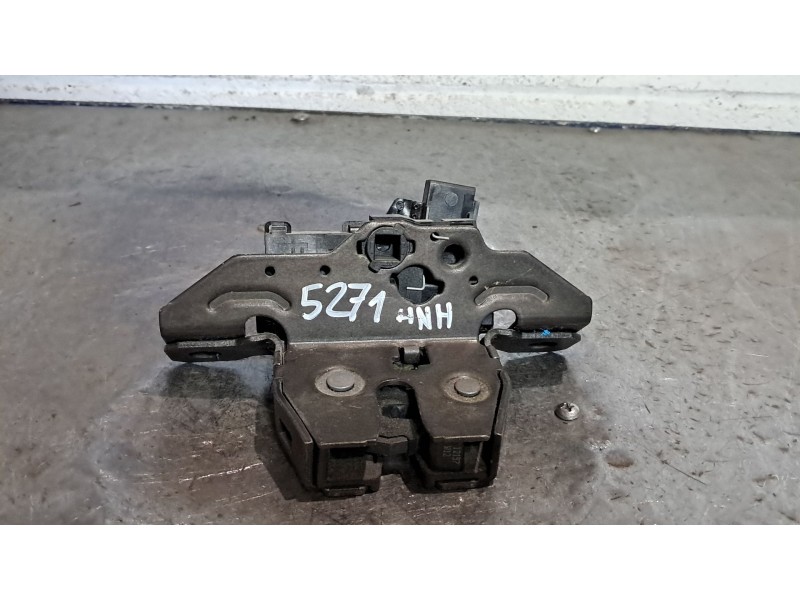 Recambio de cerradura maletero porton para chevrolet orlando ltz referencia OEM IAM   