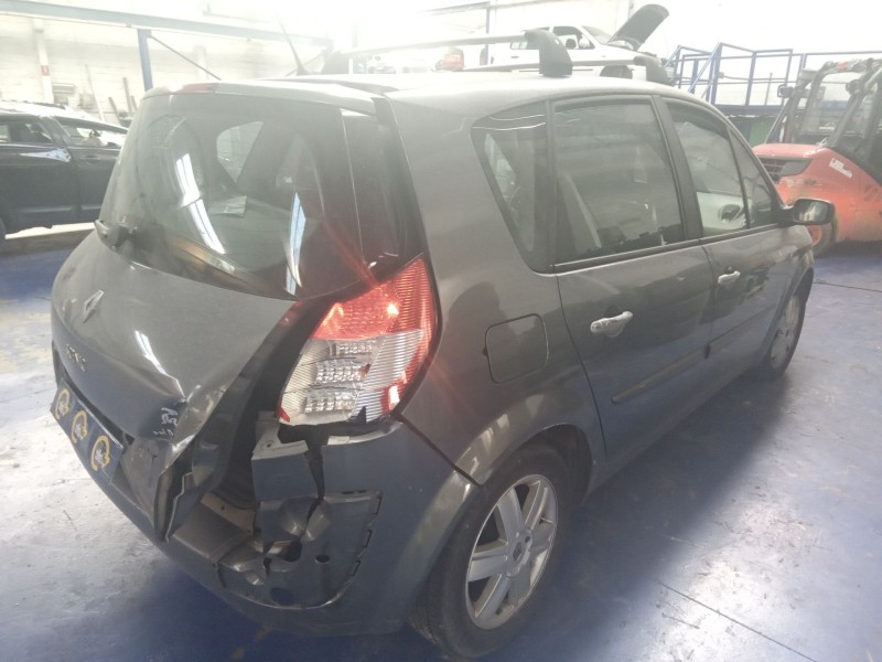 renault scenic ii del año 2006