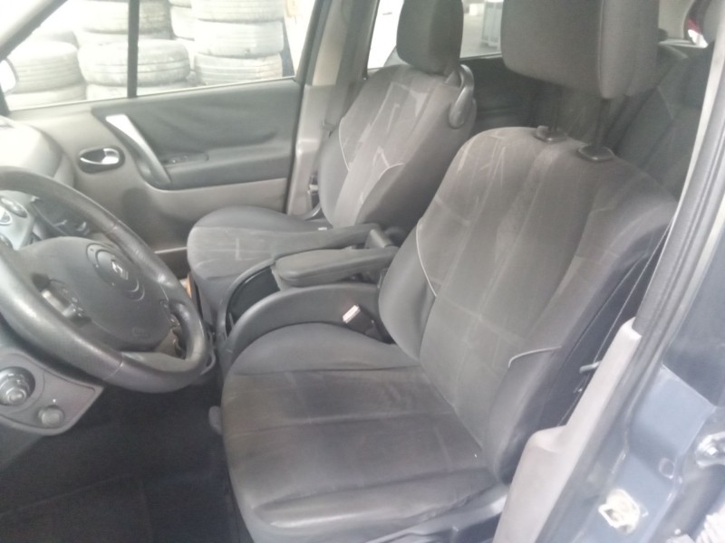 renault scenic ii del año 2006