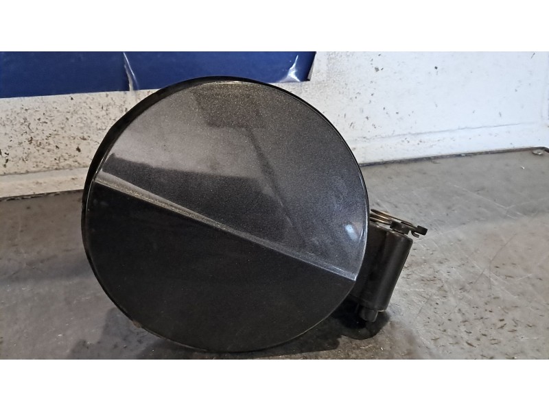 Recambio de tapa exterior combustible para audi a3 (8p) 2.0 tdi ambition referencia OEM IAM   