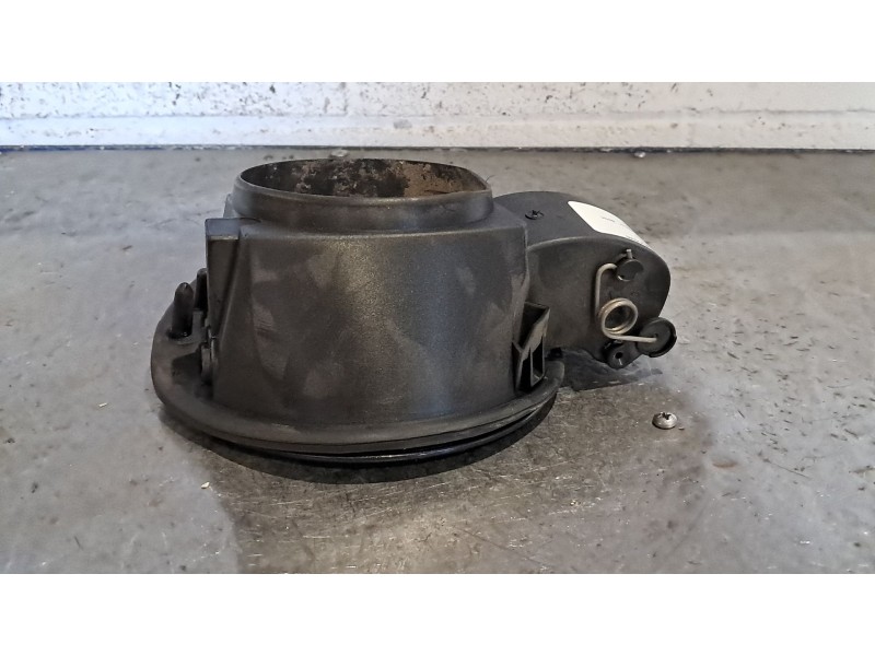Recambio de tapa exterior combustible para audi a3 (8p) 2.0 tdi ambition referencia OEM IAM   
