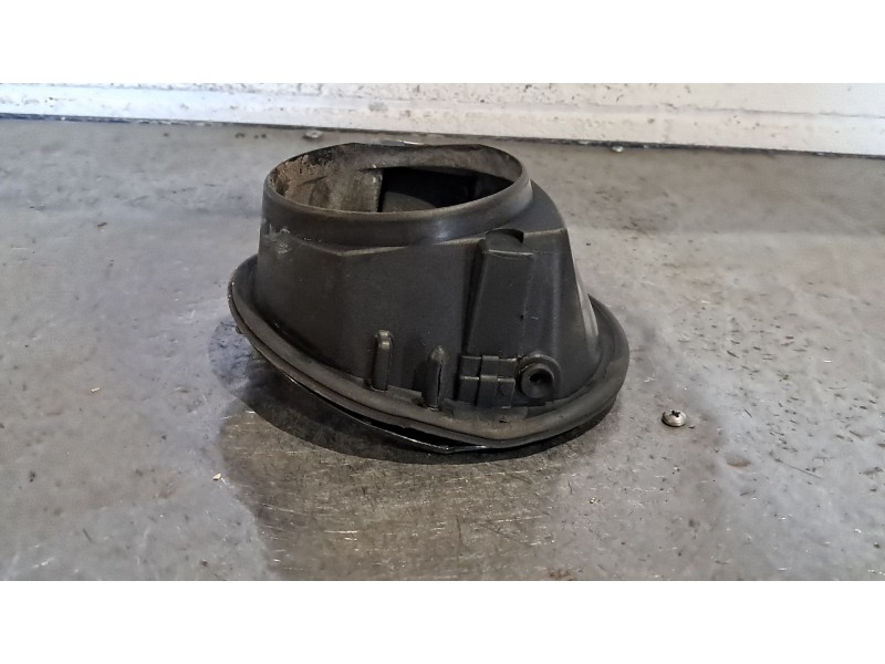 Recambio de tapa exterior combustible para audi a3 (8p) 2.0 tdi ambition referencia OEM IAM   