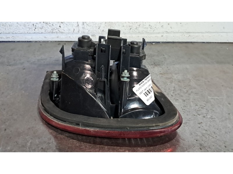 Recambio de piloto porton derecho para seat leon (1m1) 1.9 tdi referencia OEM IAM   