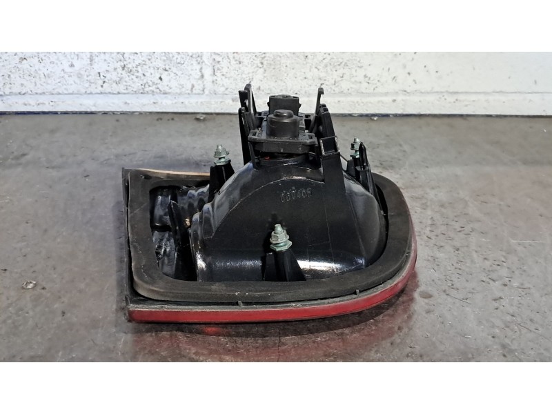 Recambio de piloto porton derecho para seat leon (1m1) 1.9 tdi referencia OEM IAM   