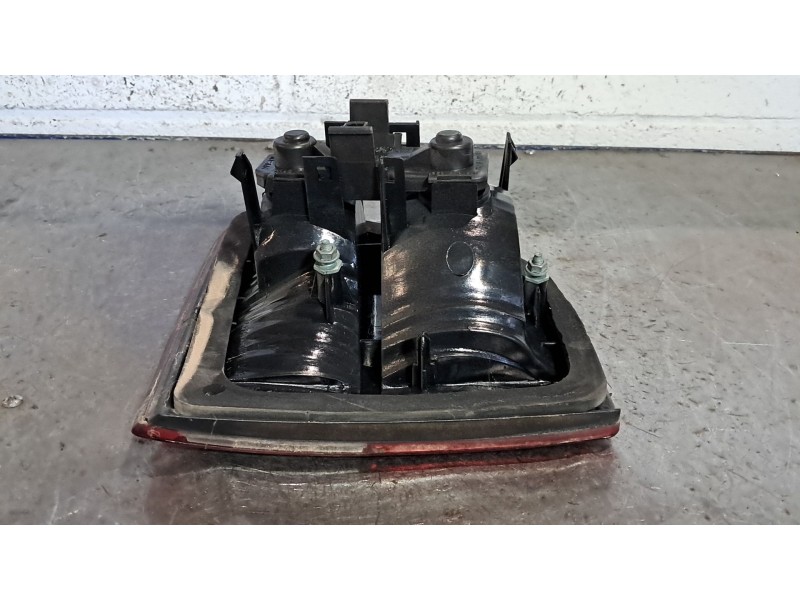 Recambio de piloto porton derecho para seat leon (1m1) 1.9 tdi referencia OEM IAM   