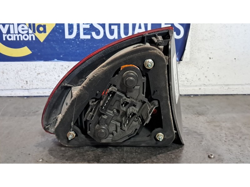 Recambio de piloto trasero derecho para seat leon (1m1) 1.9 tdi referencia OEM IAM   