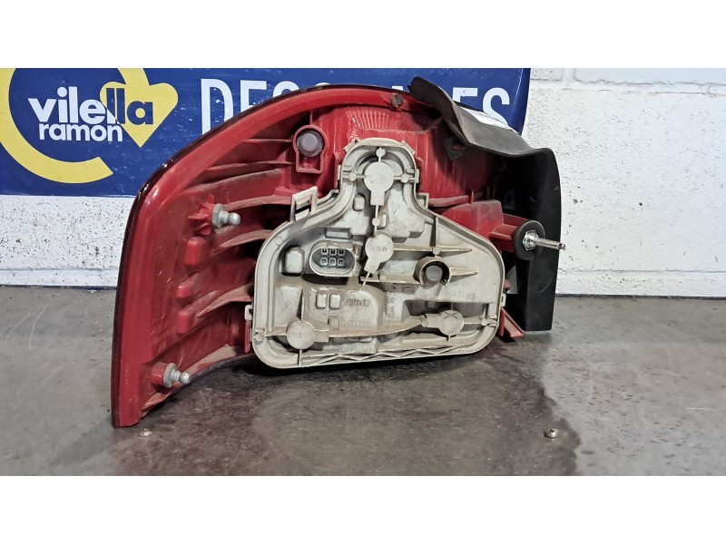 Recambio de piloto trasero derecho para audi a3 (8p) 2.0 tdi ambiente referencia OEM IAM   