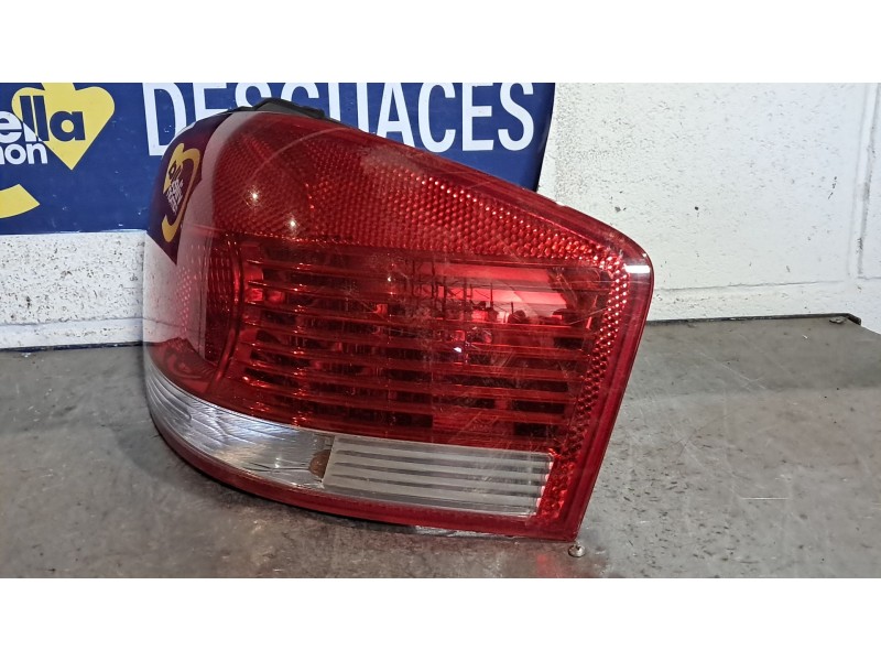 Recambio de piloto trasero derecho para audi a3 (8p) 2.0 tdi ambiente referencia OEM IAM   