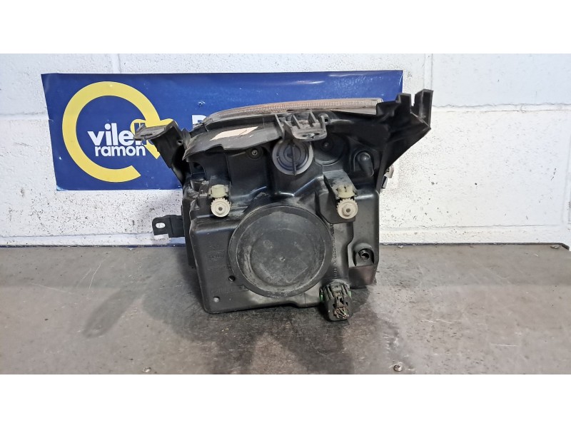 Recambio de faro derecho para ford fusion (cbk) elegance referencia OEM IAM   