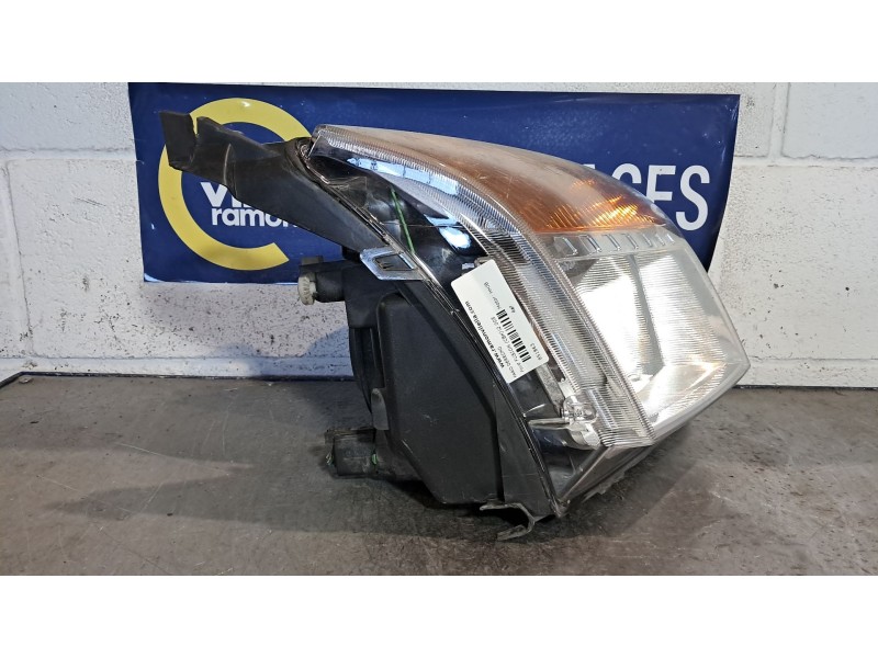 Recambio de faro derecho para ford fusion (cbk) elegance referencia OEM IAM   