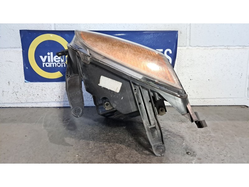 Recambio de faro derecho para ford fusion (cbk) elegance referencia OEM IAM   