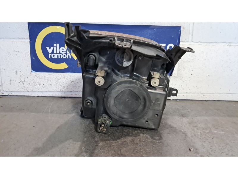 Recambio de faro izquierdo para ford fusion (cbk) elegance referencia OEM IAM   