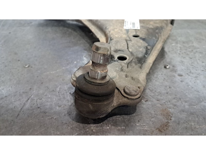 Recambio de brazo suspension inferior delantero derecho para opel astra h berlina 1.7 16v cdti cat (z 17 dtl / lrb) referencia O