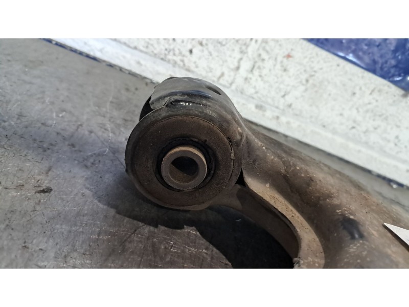 Recambio de brazo suspension inferior delantero derecho para opel astra h berlina 1.7 16v cdti cat (z 17 dtl / lrb) referencia O