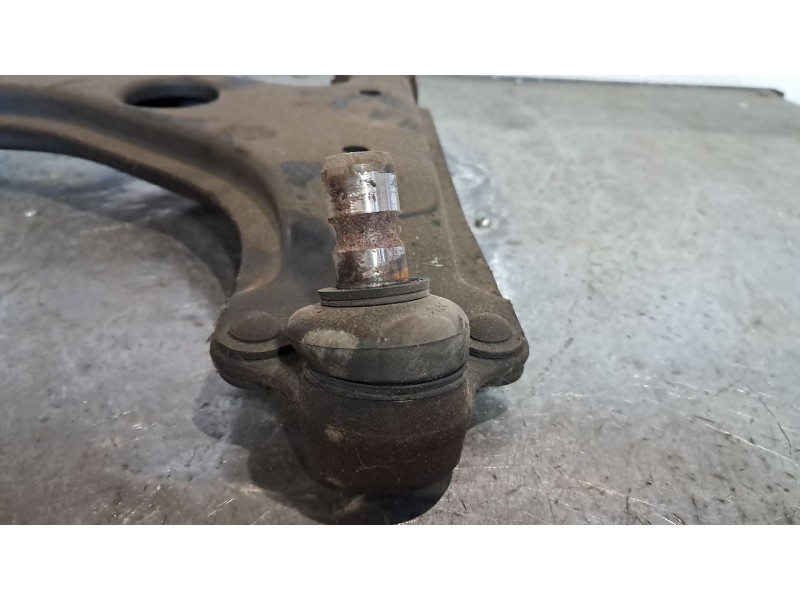 Recambio de brazo suspension inferior delantero derecho para opel astra h berlina elegance referencia OEM IAM   