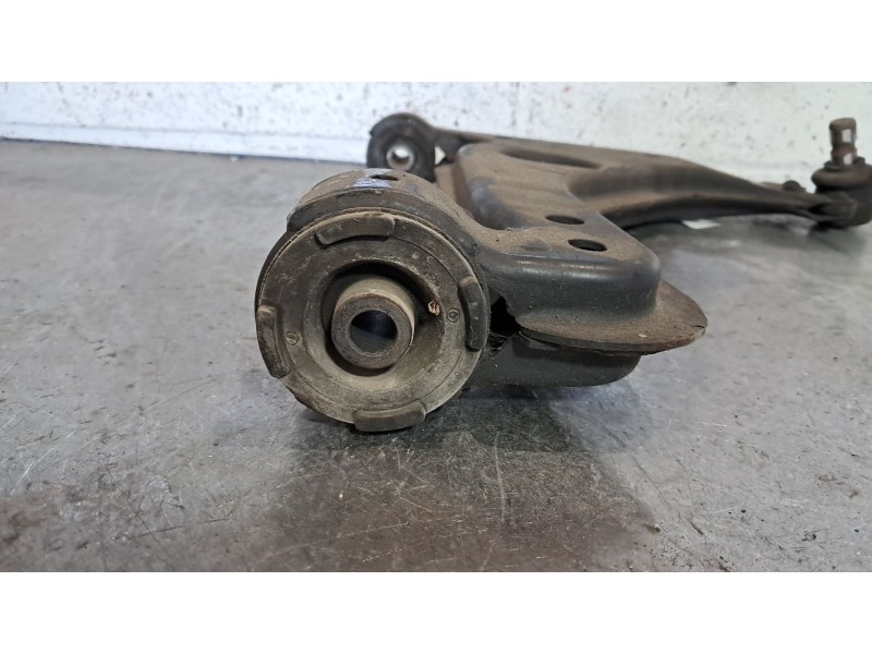 Recambio de brazo suspension inferior delantero derecho para opel astra h berlina elegance referencia OEM IAM   