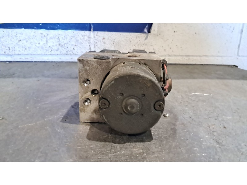 Recambio de abs para volkswagen passat berlina (3b2) 1.9 tdi referencia OEM IAM 8E0614111AB  