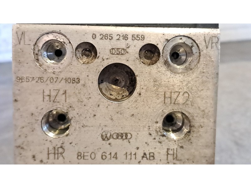 Recambio de abs para volkswagen passat berlina (3b2) 1.9 tdi referencia OEM IAM 8E0614111AB  