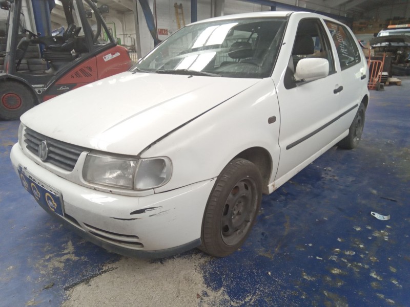 volkswagen polo berlina (6n1) del año 1998
