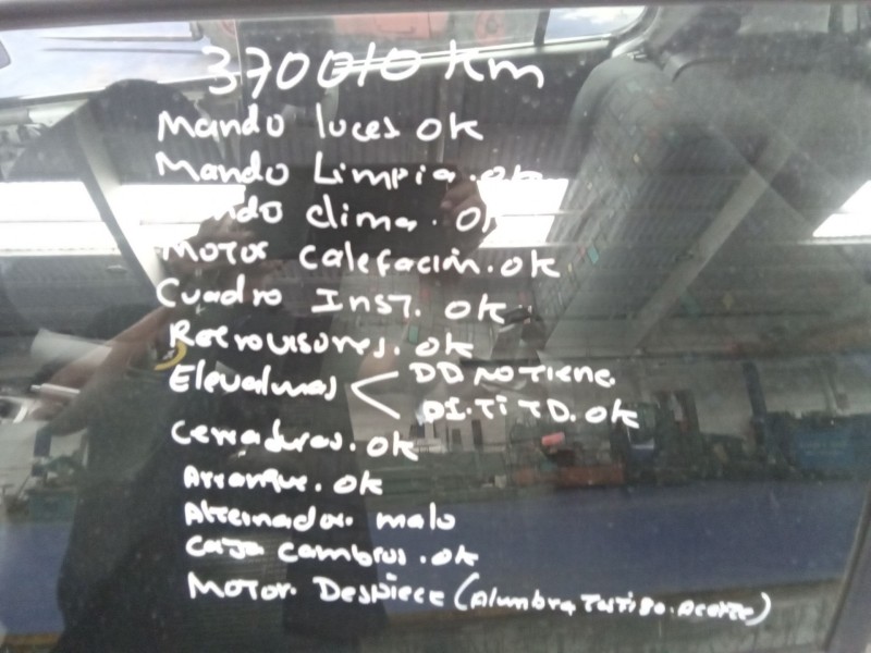 volkswagen polo berlina (6n1) del año 1998