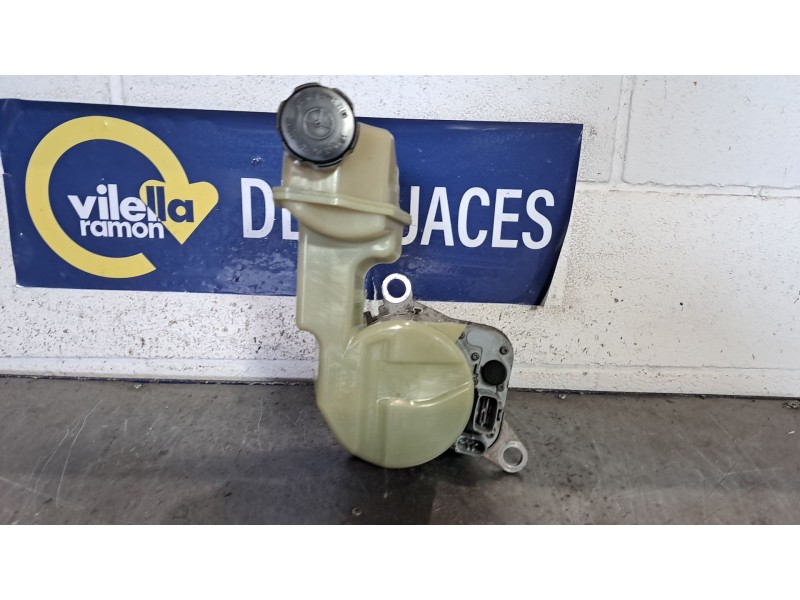 Recambio de bomba direccion para ford fusion (cbk) elegance referencia OEM IAM 5S613K514CB  