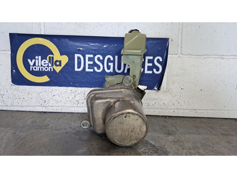 Recambio de bomba direccion para ford fusion (cbk) elegance referencia OEM IAM 5S613K514CB  