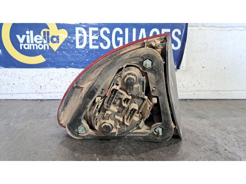 Recambio de piloto trasero derecho para seat leon (1m1) 1.9 tdi referencia OEM IAM   