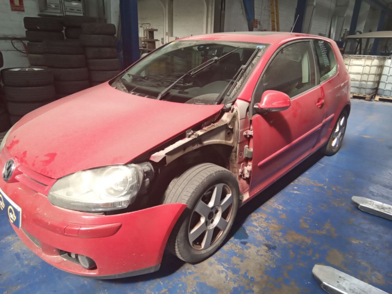 volkswagen golf v berlina (1k1) del año 2005