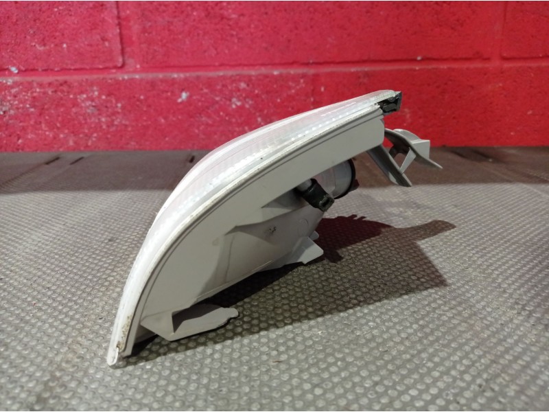 Recambio de piloto delantero izquierdo para mercedes clase c (w202) berlina 180 (202.018) referencia OEM IAM    Recambio de piloto delantero izquierdo para mercedes clase c (w202) berlina 180 (202.018) referencia OEM IAM