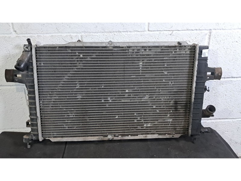 Recambio de radiador agua para opel astra h berlina elegance referencia OEM IAM   