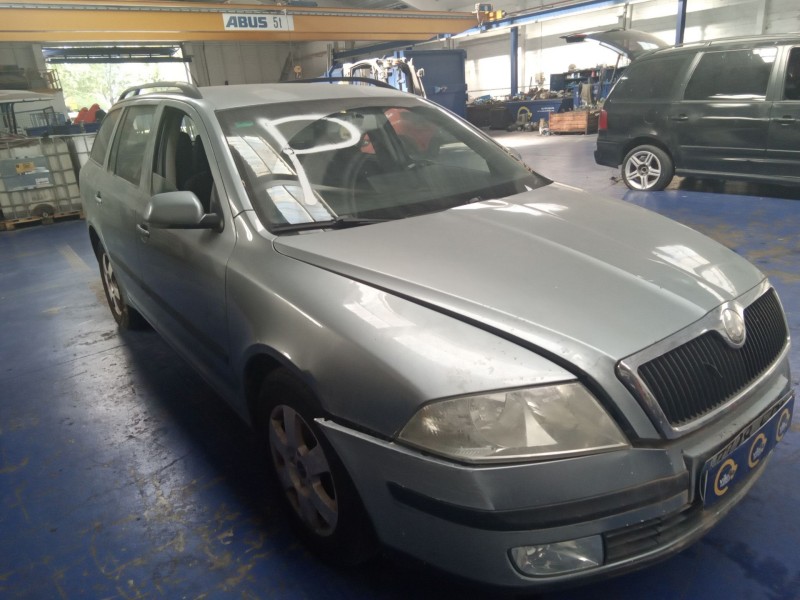 skoda octavia combi (1z5) del año 2006