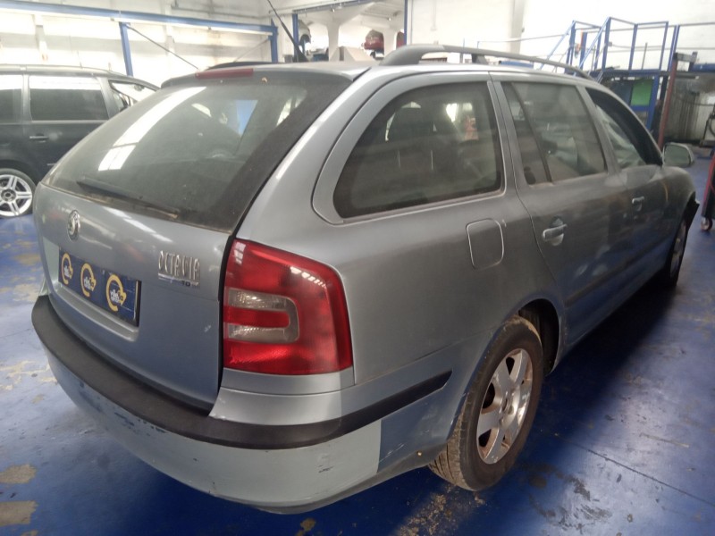 skoda octavia combi (1z5) del año 2006