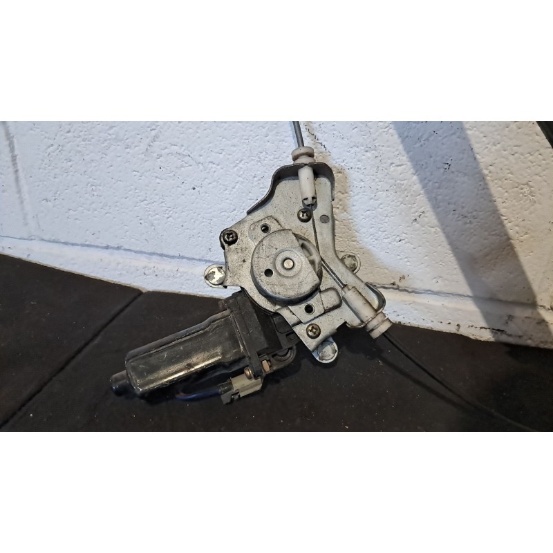 Recambio de elevalunas delantero derecho para hyundai h 1 starex h 1 starex td | 02.01 - 12.01 h 1 starex td | 02.01 - 12.01 ref