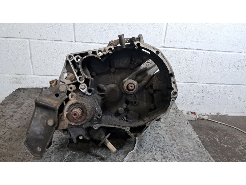 Recambio de caja cambios para renault laguna (b56) 1.8 (b56z) referencia OEM IAM JB3100  