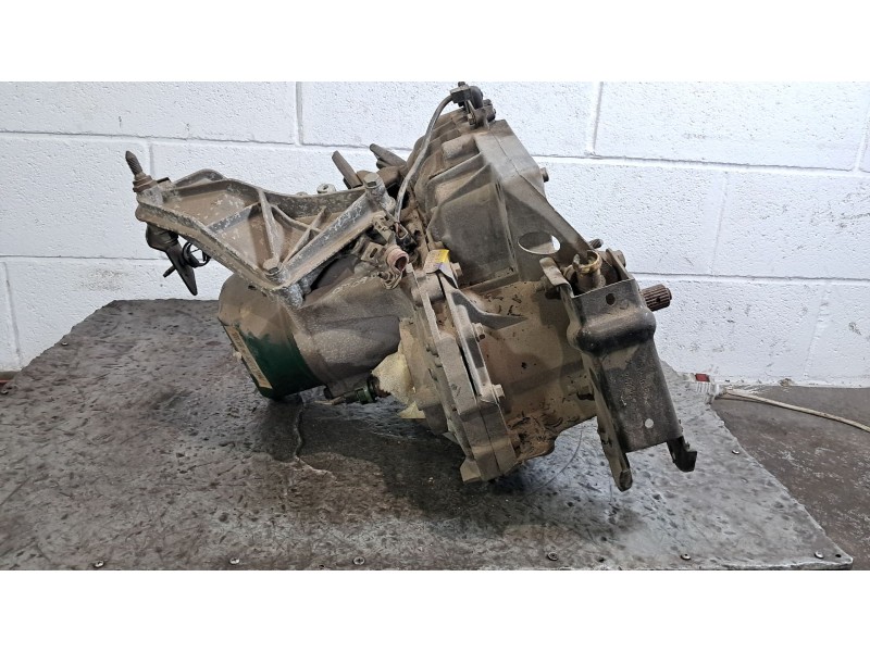 Recambio de caja cambios para renault laguna (b56) 1.8 (b56z) referencia OEM IAM JB3100  
