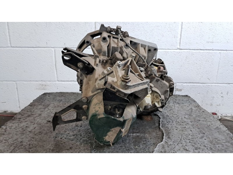 Recambio de caja cambios para renault laguna (b56) 1.8 (b56z) referencia OEM IAM JB3100  