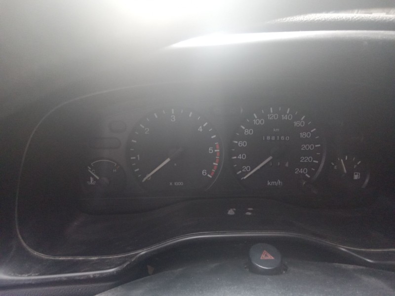 ford mondeo berlina (gd) del año 1996