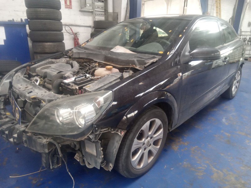 opel astra gtc del año 2008