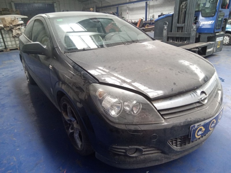 opel astra gtc del año 2007