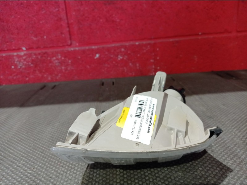 Recambio de piloto delantero izquierdo para mercedes clase c (w202) berlina 180 (202.018) referencia OEM IAM    Recambio de piloto delantero izquierdo para mercedes clase c (w202) berlina 180 (202.018) referencia OEM IAM