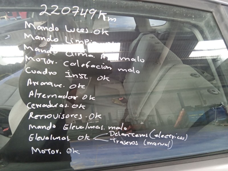 seat ibiza (6l1) del año 2002