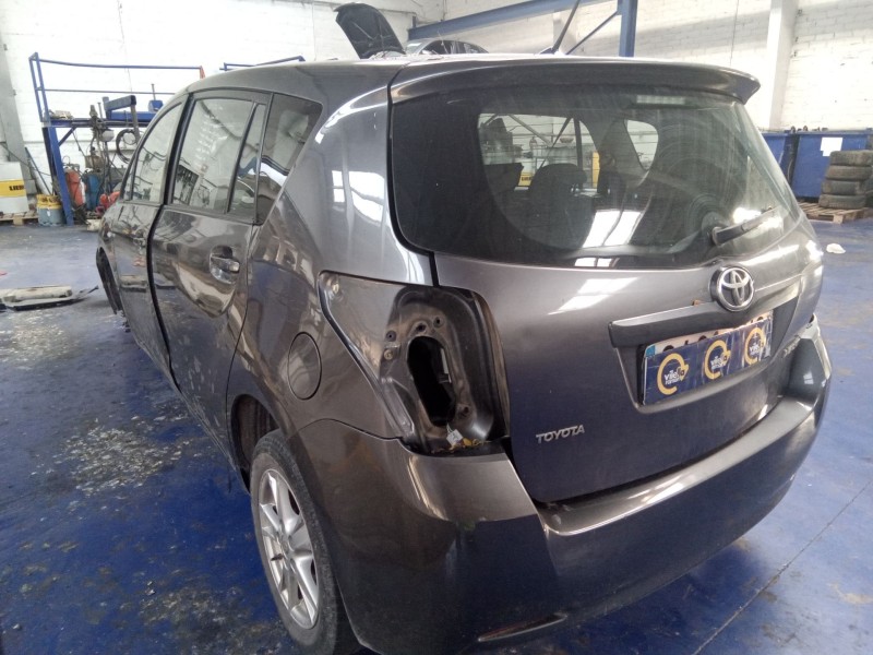 toyota verso del año 2009