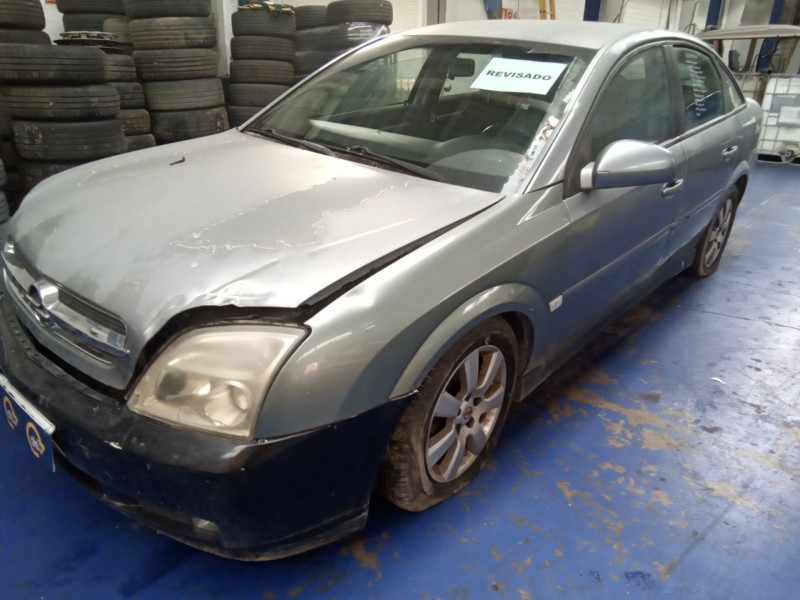 opel vectra c berlina del año 2005