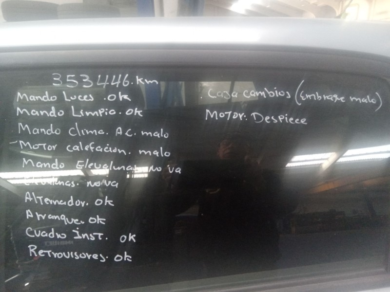 toyota corolla (e12) del año 2005