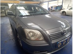 toyota avensis berlina (t25) del año 2004 2