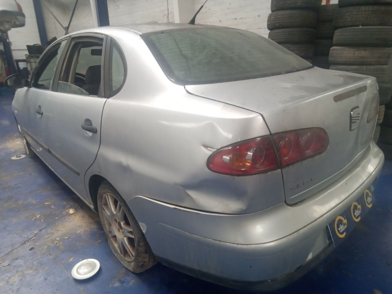 seat cordoba berlina (6l2) del año 2002